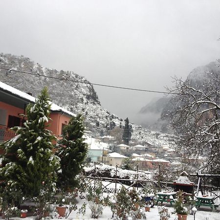 Artemis Apartments Konitsa Esterno foto