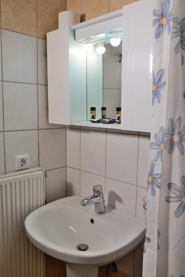 Artemis Apartments Konitsa Esterno foto