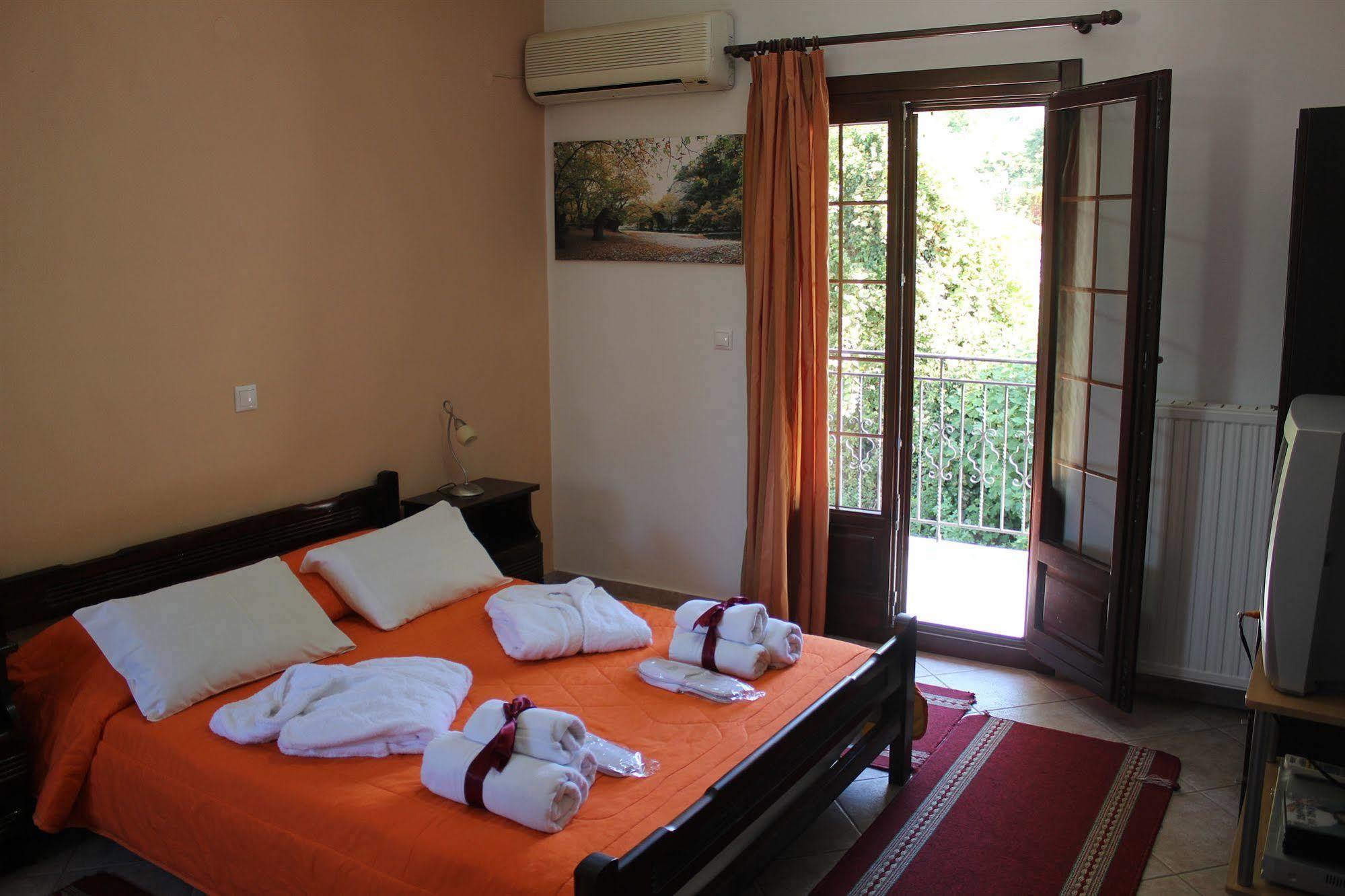 Artemis Apartments Konitsa Esterno foto